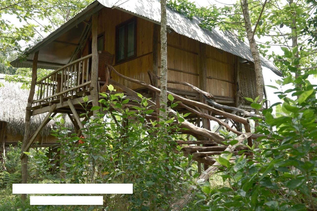 Sunny Field Eco Stilt House Villa Cat Tien Exteriör bild